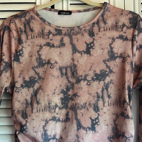 Boohoo ruched dress - Picture 2 of 7